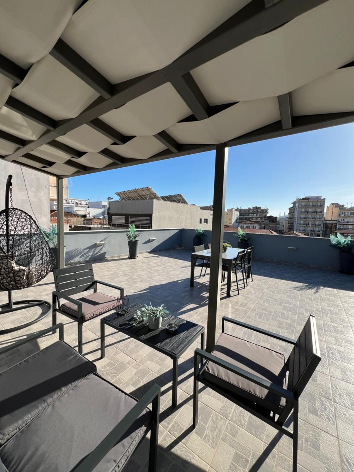 Volos Suites Center מראה חיצוני תמונה