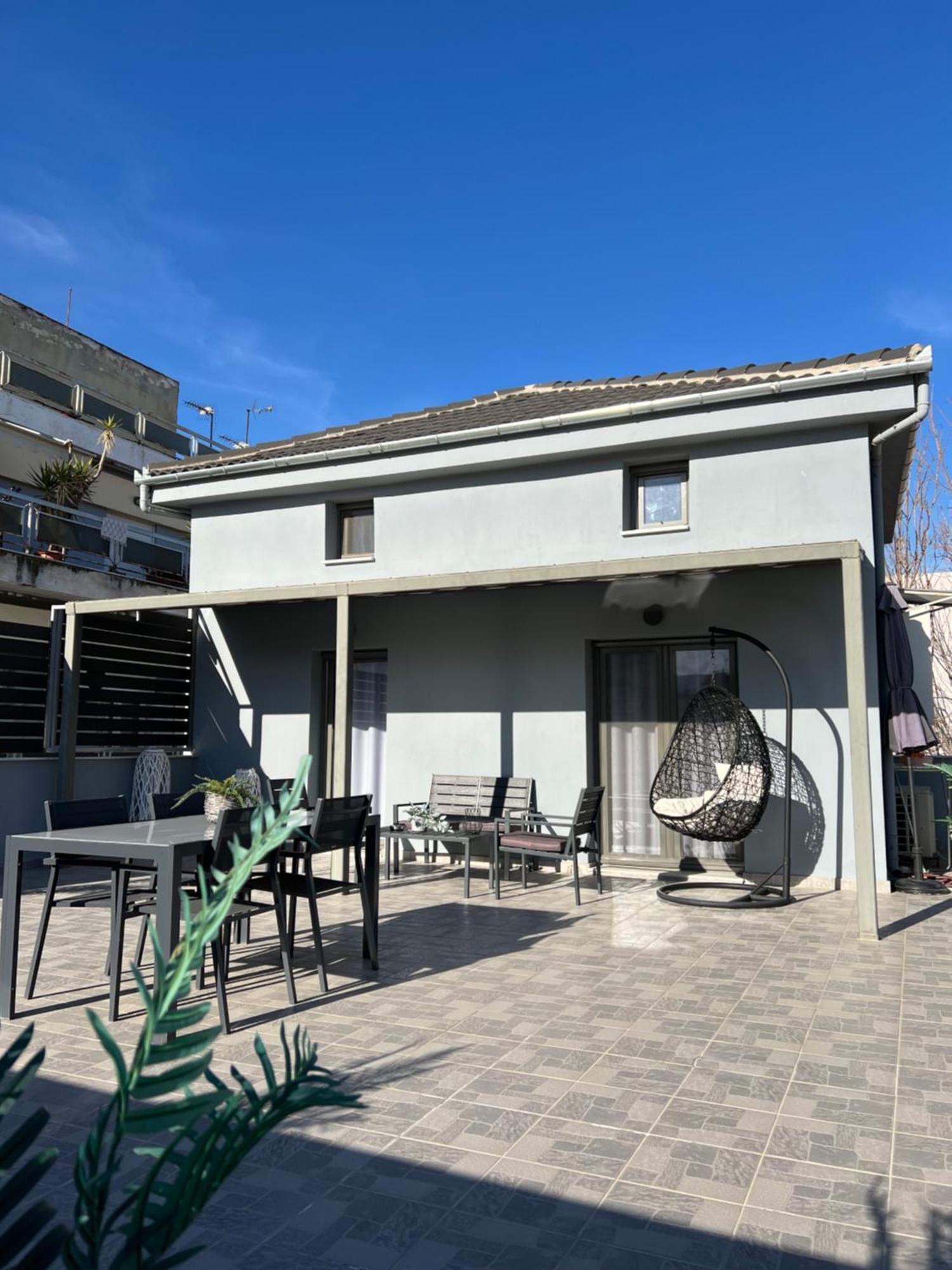 Volos Suites Center מראה חיצוני תמונה