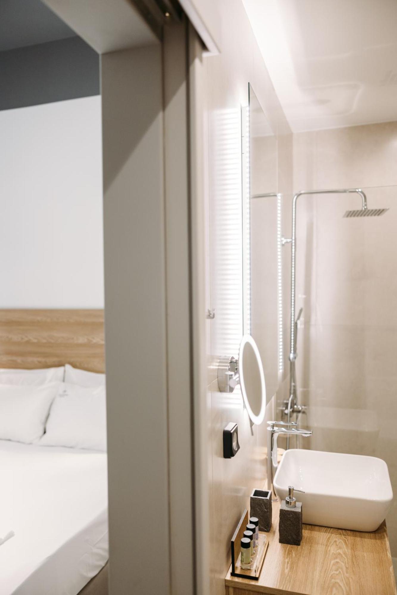 Volos Suites Center מראה חיצוני תמונה