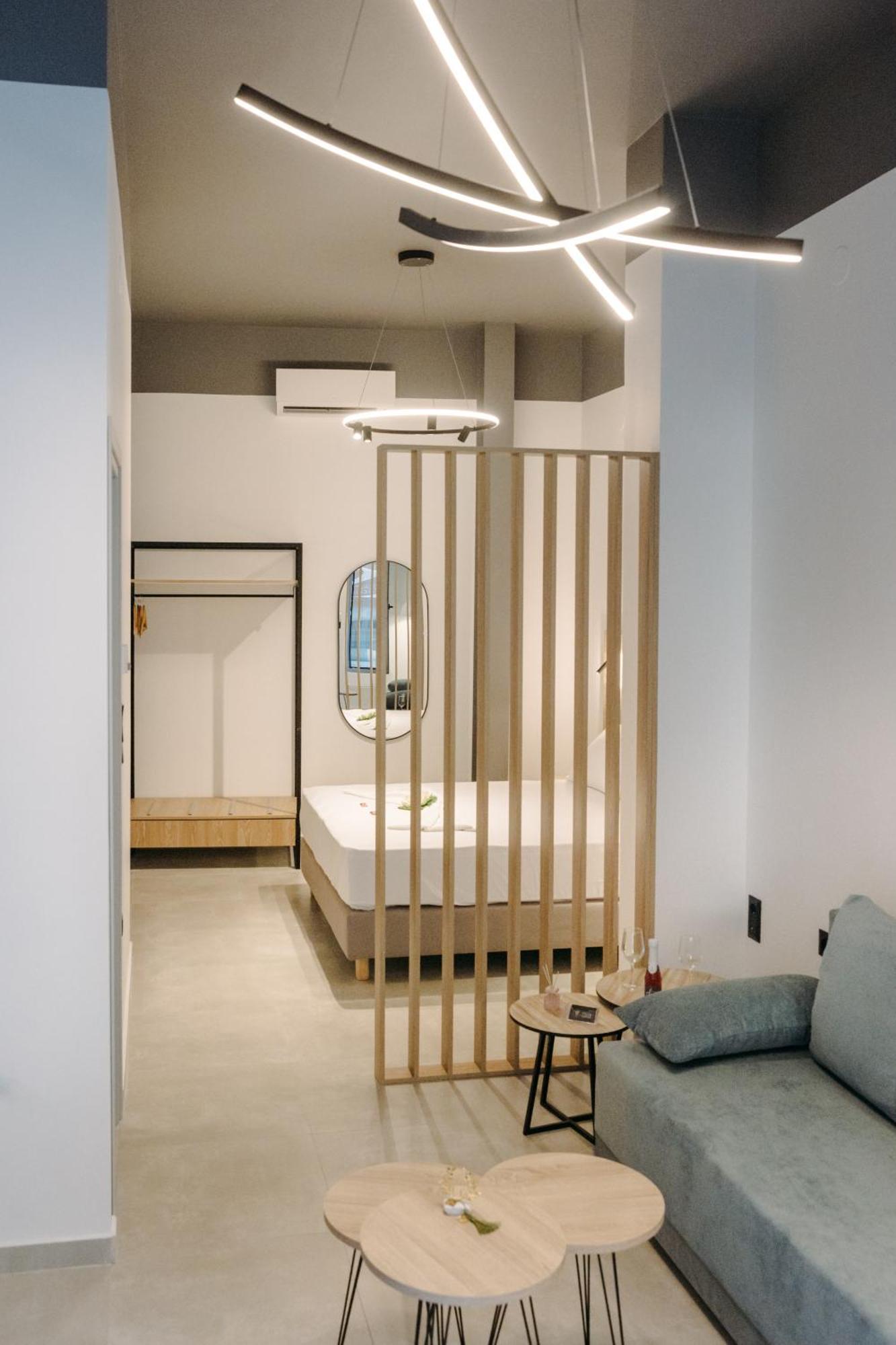 Volos Suites Center מראה חיצוני תמונה