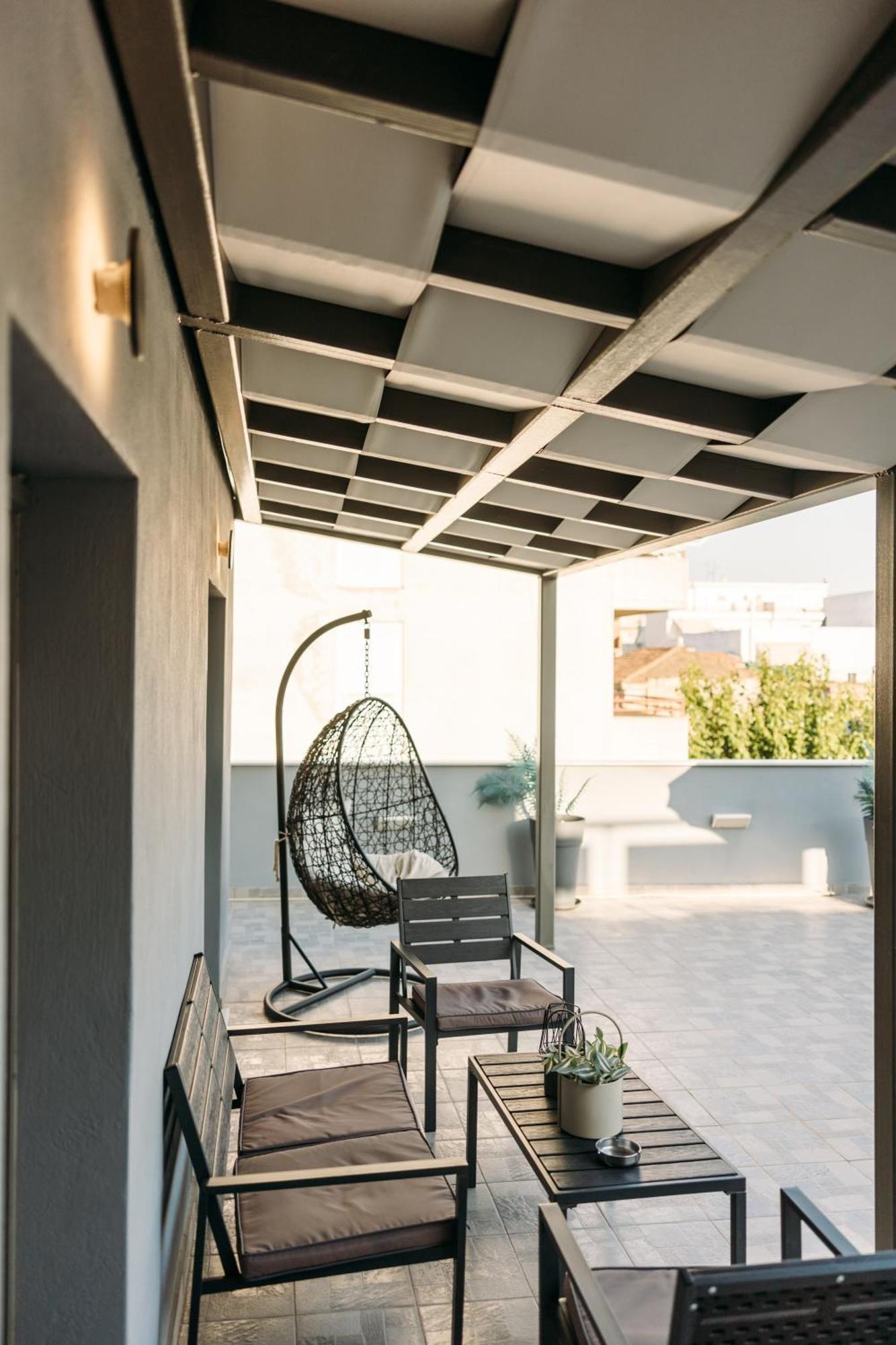 Volos Suites Center מראה חיצוני תמונה