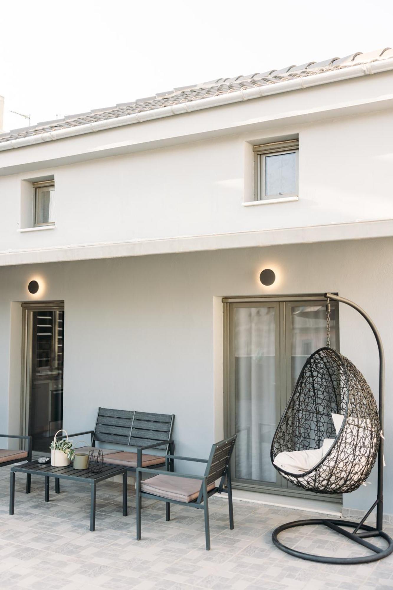 Volos Suites Center מראה חיצוני תמונה