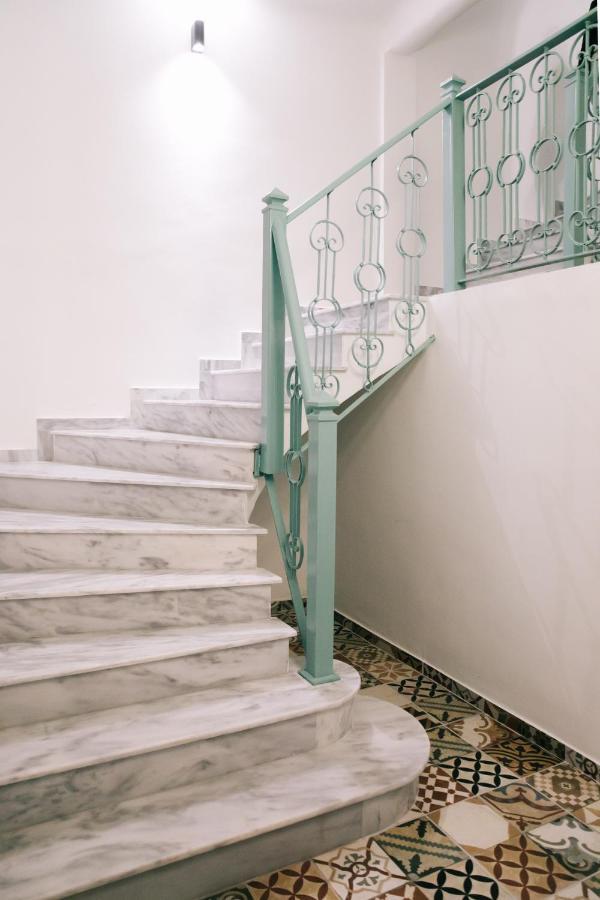 Volos Suites Center מראה חיצוני תמונה